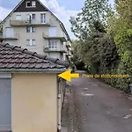 L 'etoile De *